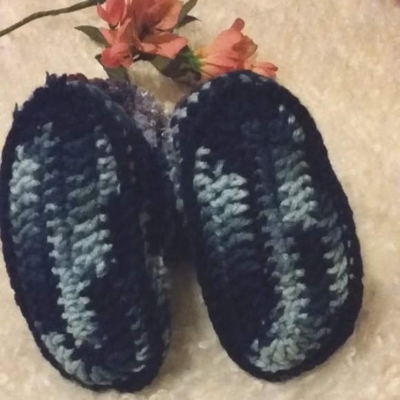 ⭐️ Host Pick ⭐️ Hand Made Knitted Blue/ Purple Slippers/Booties - Picture 3 of 4